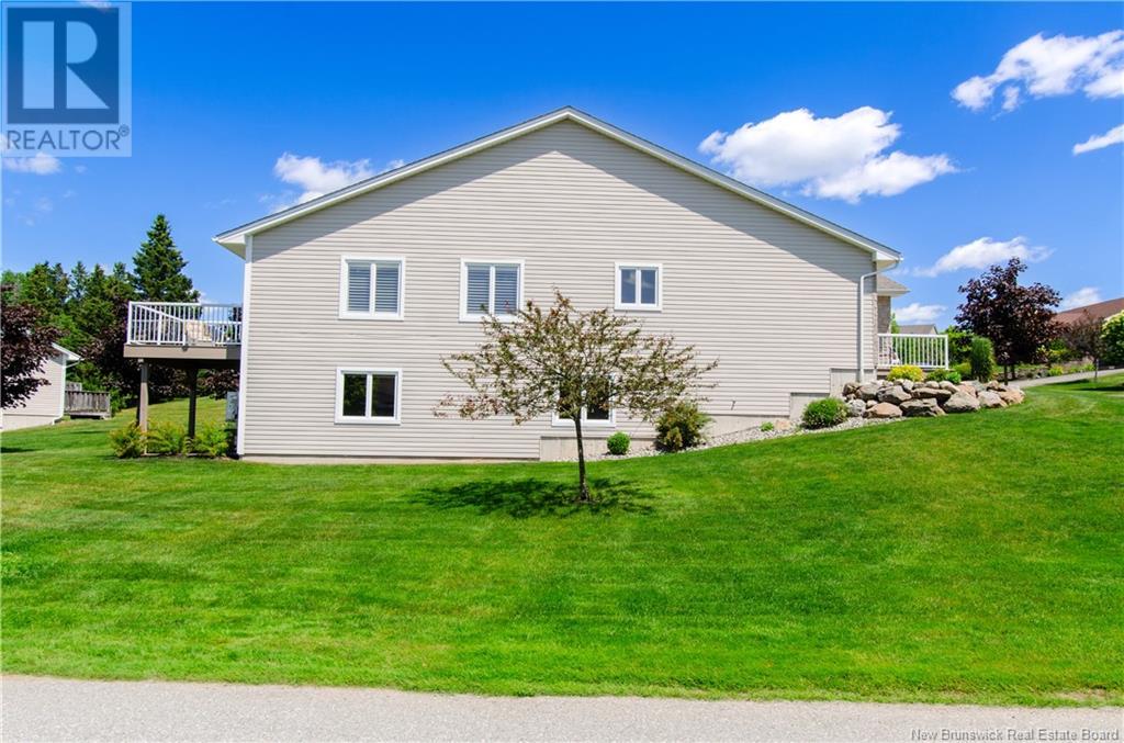 1 Mapleview Drive, Hampton, New Brunswick  E5N 0A6 - Photo 6 - NB121828