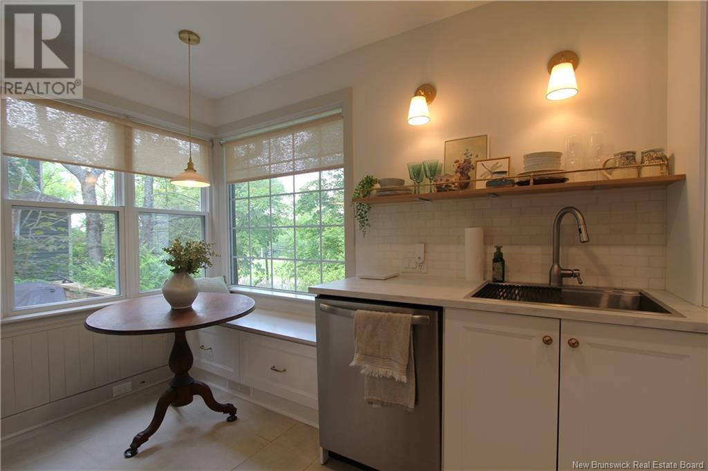 1950 Rothesay Road, Rothesay, New Brunswick  E2H 2J7 - Photo 10 - NB121927