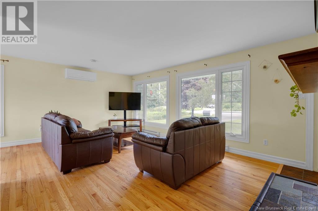 1950 Red Head Road, Saint John, New Brunswick  E2P 1L2 - Photo 16 - NB121797