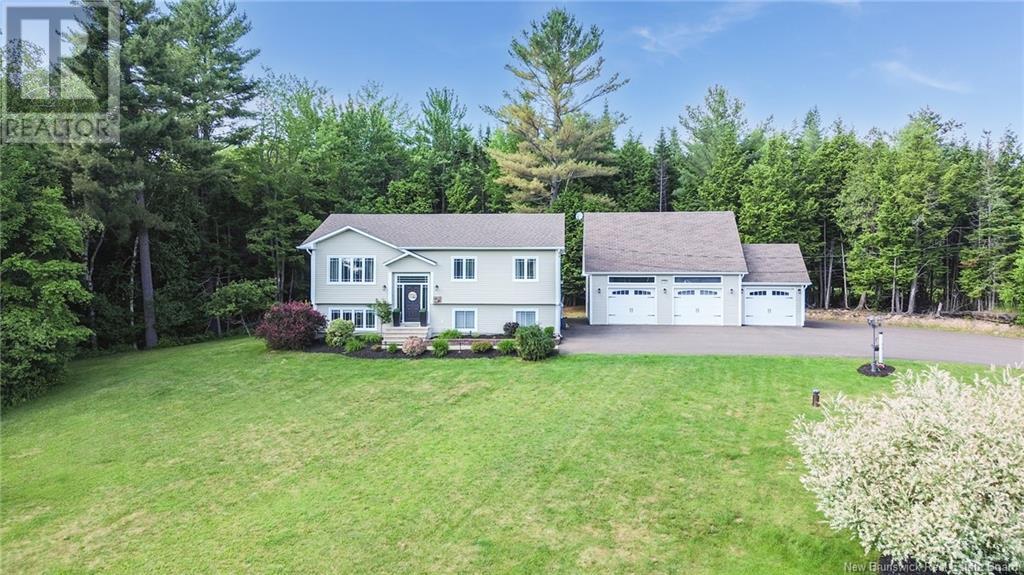 186 Rolling Hill Drive, Richibucto Road, New Brunswick  E3A 9V5 - Photo 2 - NB121974