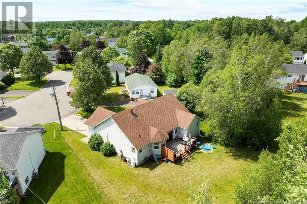 22 Trainor Court, Fredericton, New Brunswick  E3B 7J7 - Photo 3 - NB121868