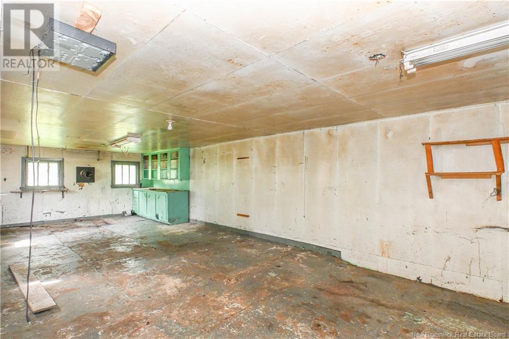 311 Jd Gauthier Boulevard, Shippagan, New Brunswick  E8S 1N7 - Photo 30 - NB122028