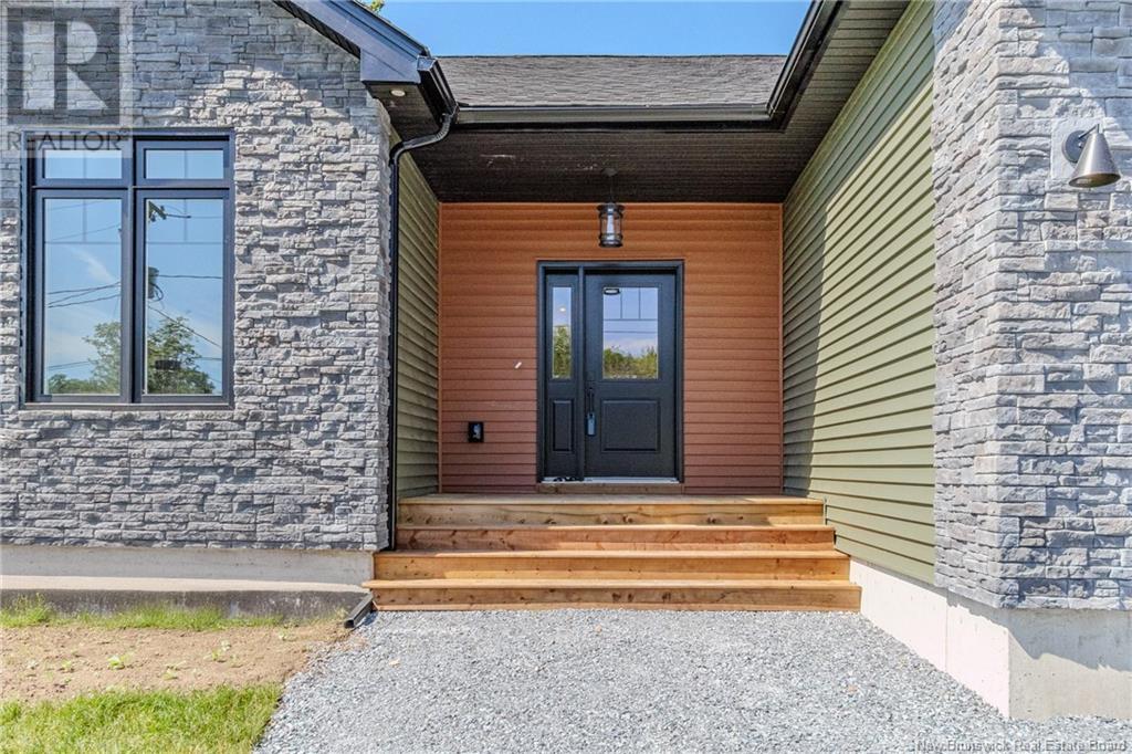 86 Grafton Drive, Quispamsis, New Brunswick  E2E 6B2 - Photo 3 - NB121972