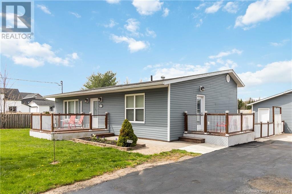 1272 Ryan Street, Moncton, New Brunswick  E1G 2V6 - Photo 2 - NB121947