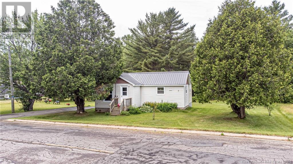 24 Forest Avenue, Chipman, New Brunswick  E3A 1Z9 - Photo 23 - NB122029