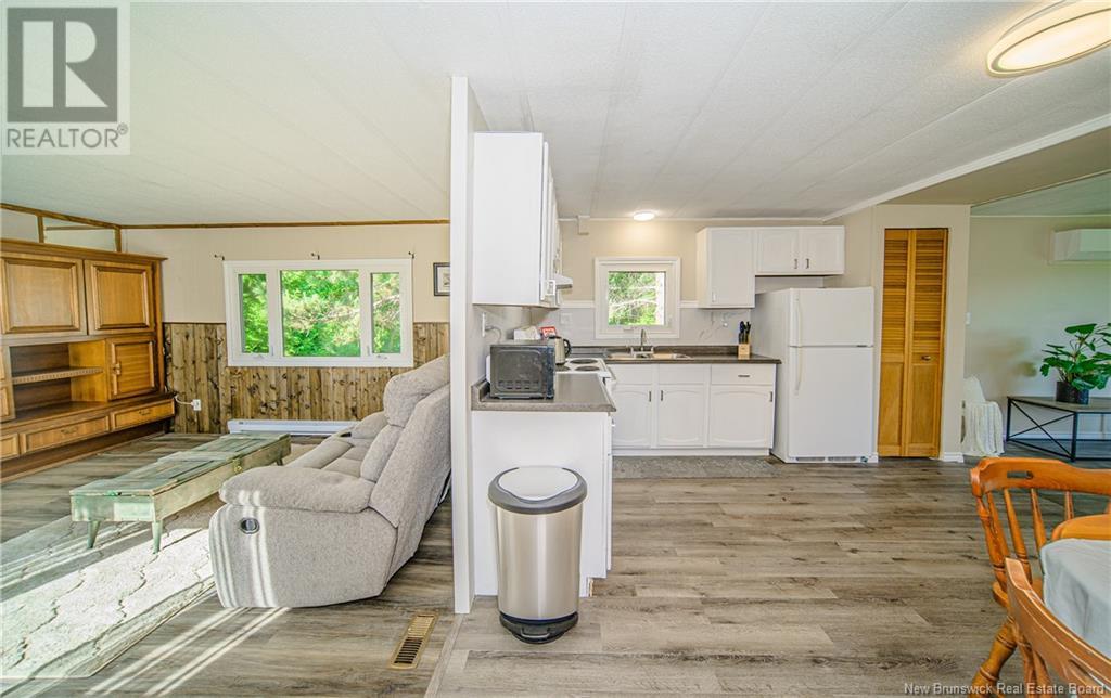 448 Route 102, Burton, New Brunswick  E2V 3J9 - Photo 5 - NB122035