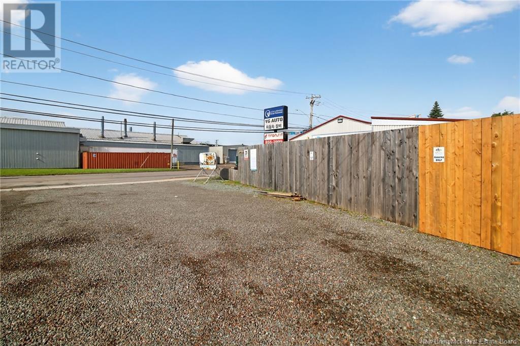 357 Collishaw Street, Moncton, New Brunswick  E1C 9R2 - Photo 7 - NB121377