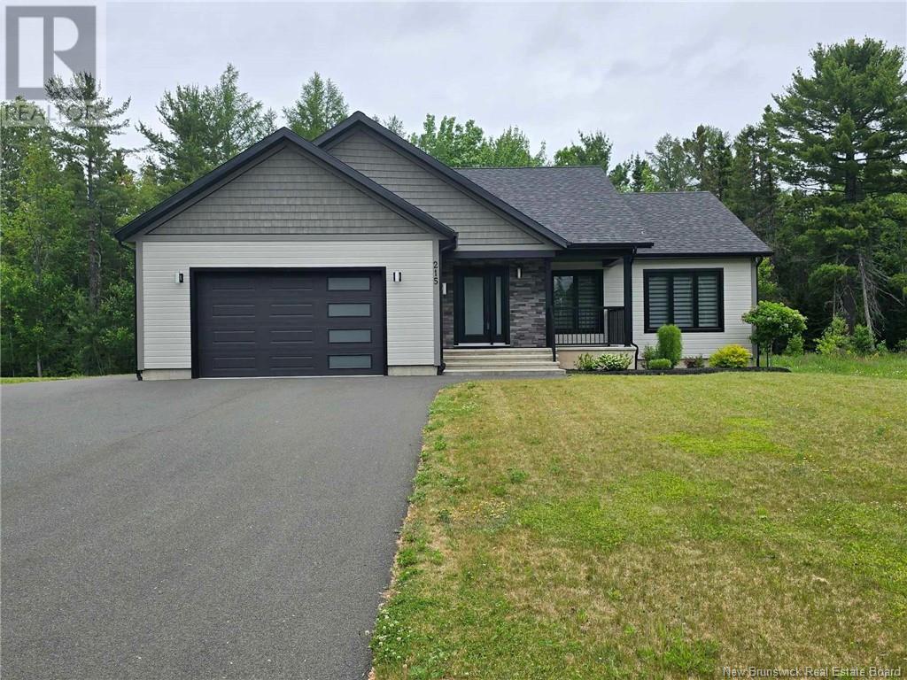 215 Youghall Drive, Bathurst, New Brunswick  E2A 4X5 - Photo 2 - NB122119