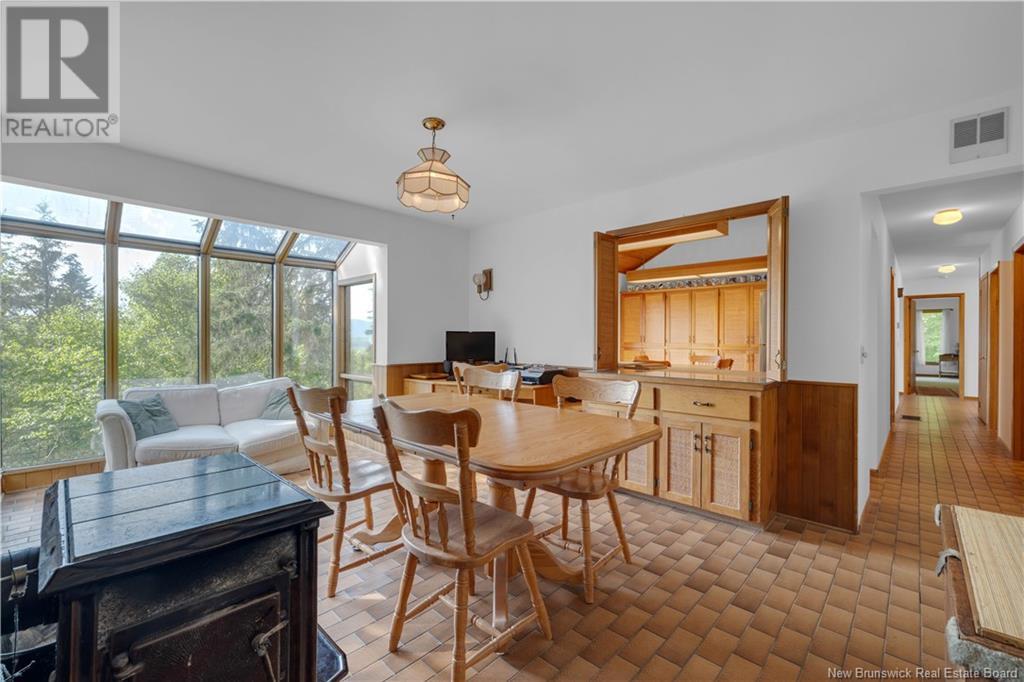272 Kennebecasis River Road, Hampton, New Brunswick  E5N 6K9 - Photo 11 - NB122092