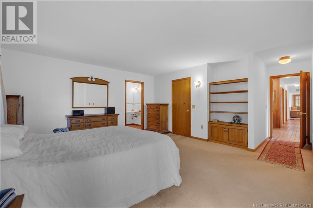 272 Kennebecasis River Road, Hampton, New Brunswick  E5N 6K9 - Photo 12 - NB122092