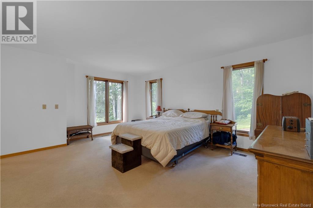 272 Kennebecasis River Road, Hampton, New Brunswick  E5N 6K9 - Photo 13 - NB122092
