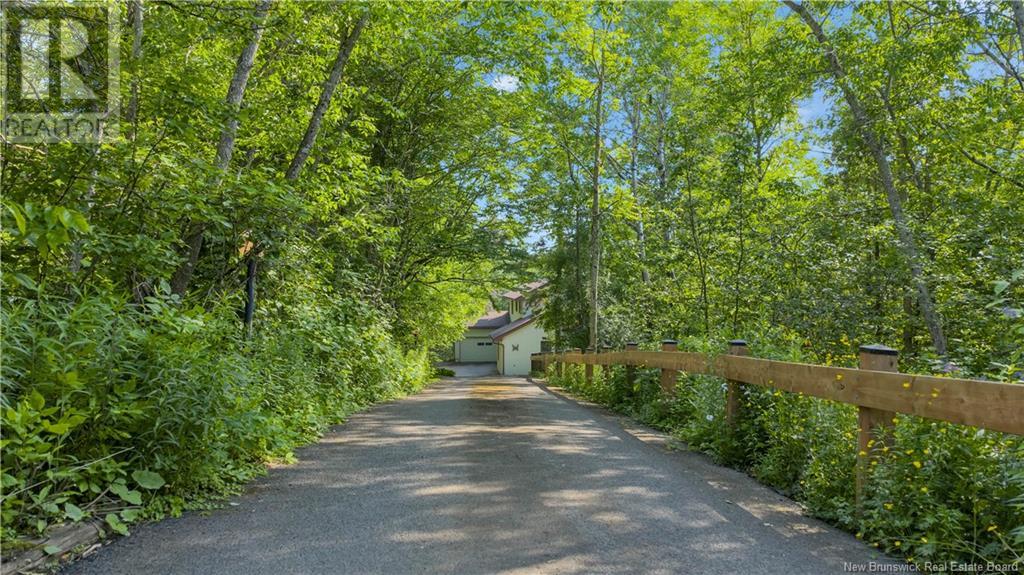 272 Kennebecasis River Road, Hampton, New Brunswick  E5N 6K9 - Photo 2 - NB122092