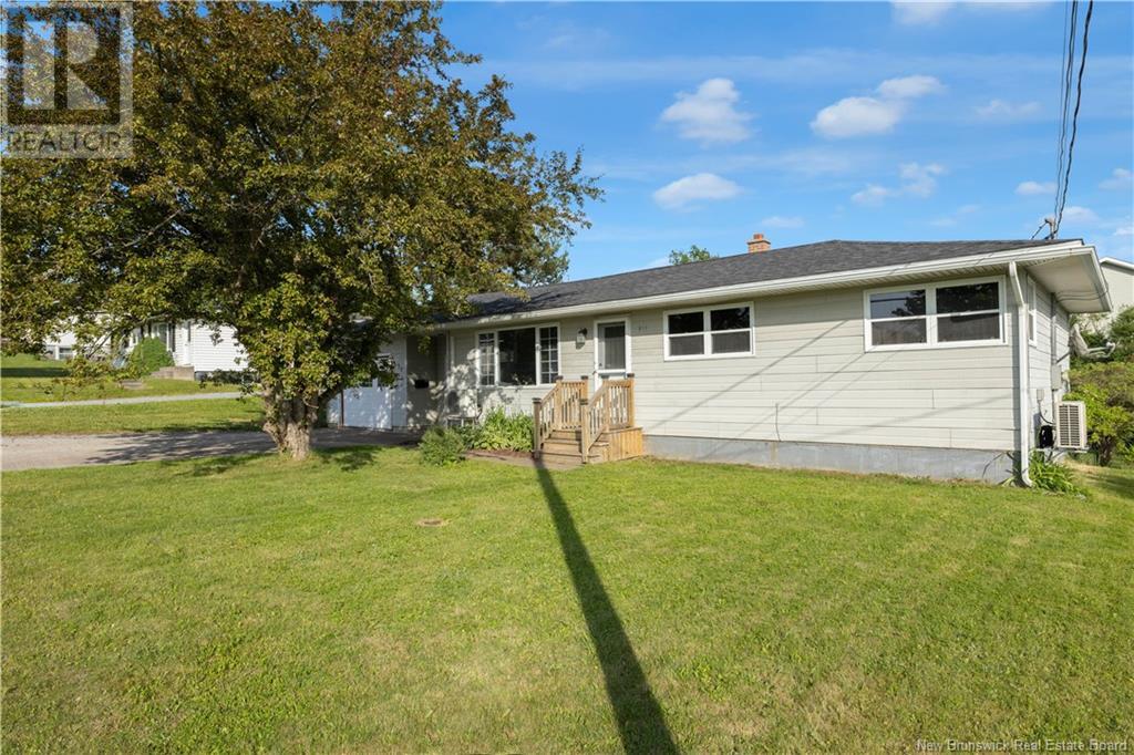 571 Westmorland Road, Saint John, New Brunswick  E2J 2G8 - Photo 3 - NB121989