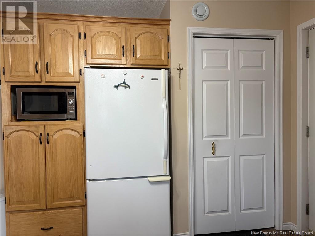 390 Principale, Pointe-Verte, New Brunswick  E8J 2X6 - Photo 6 - NB121926