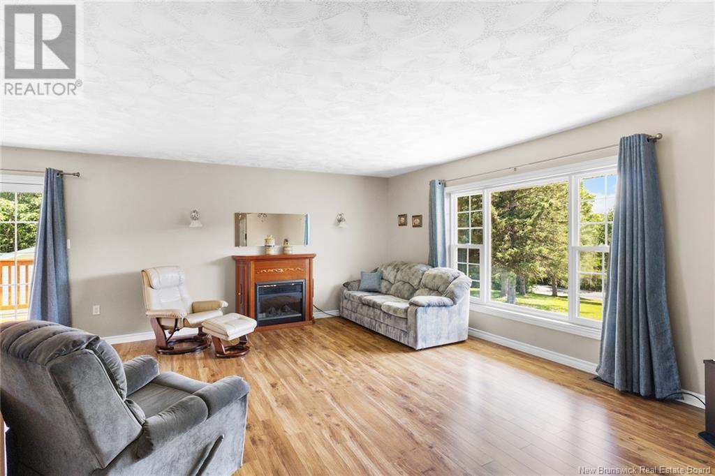 4244 Route 105, Upper Queensbury, New Brunswick  E6G 1X9 - Photo 11 - NB122095