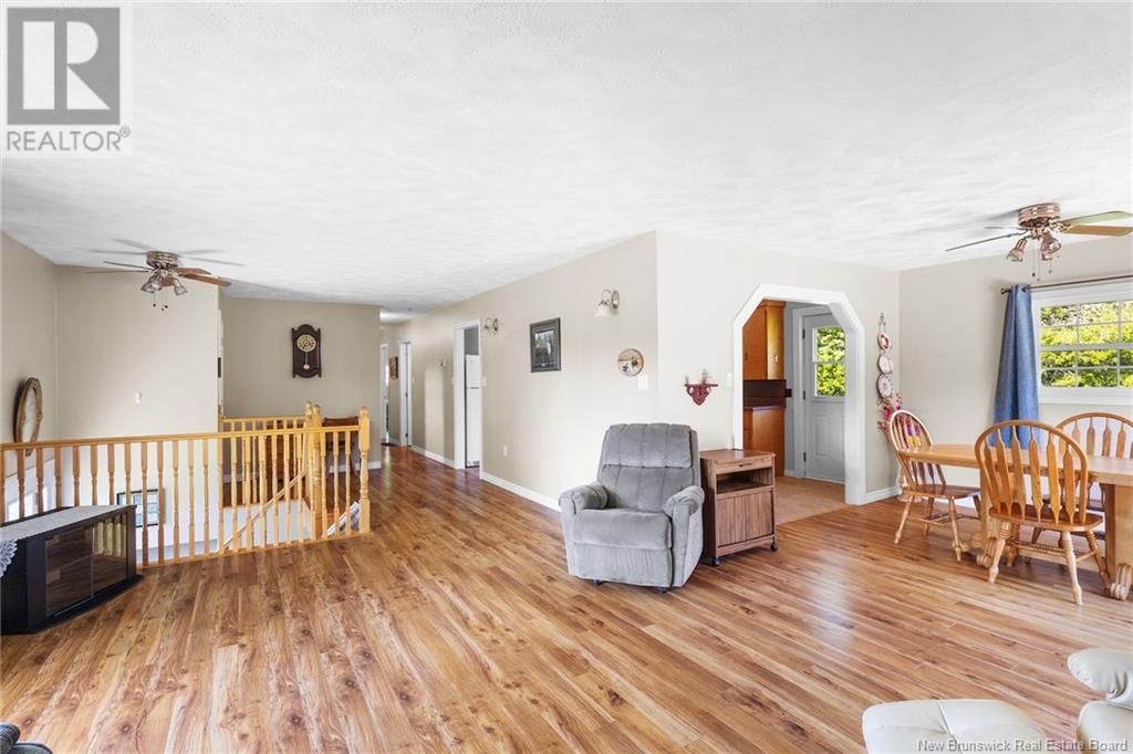 4244 Route 105, Upper Queensbury, New Brunswick  E6G 1X9 - Photo 13 - NB122095