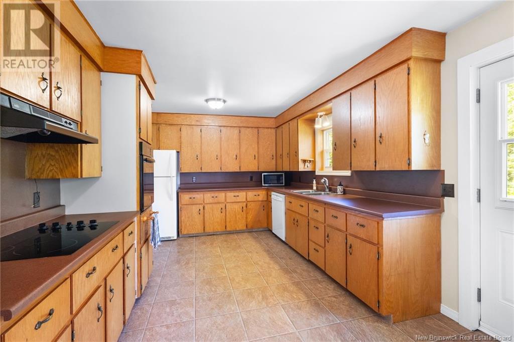 4244 Route 105, Upper Queensbury, New Brunswick  E6G 1X9 - Photo 18 - NB122095