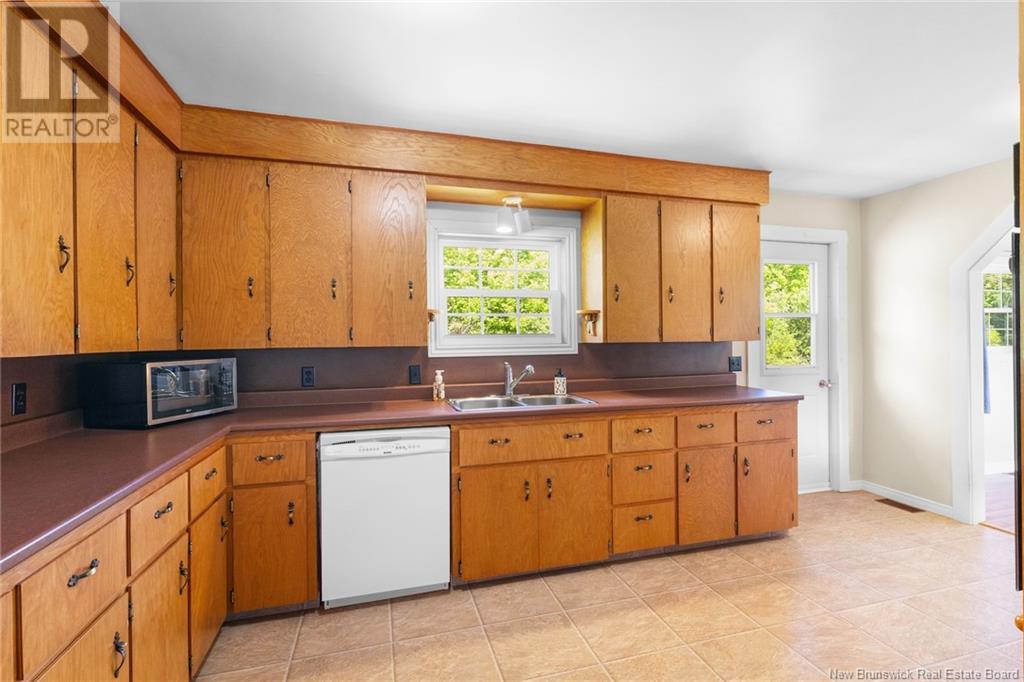 4244 Route 105, Upper Queensbury, New Brunswick  E6G 1X9 - Photo 21 - NB122095