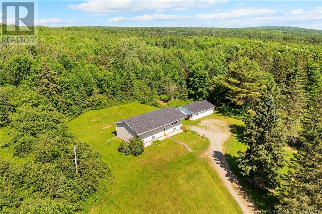 4244 Route 105, Upper Queensbury, New Brunswick  E6G 1X9 - Photo 3 - NB122095