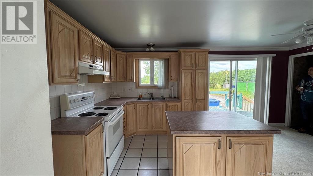 17 Bellevue, Kedgwick, New Brunswick  E8B 1B1 - Photo 4 - NB122134