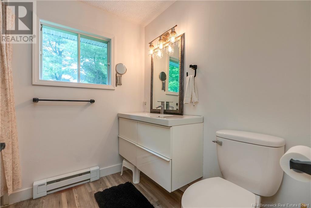 804 Devon Avenue, Fredericton, New Brunswick  E3A 3H1 - Photo 27 - NB122057