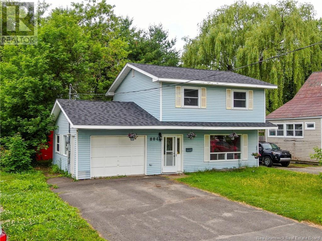 804 Devon Avenue, Fredericton, New Brunswick  E3A 3H1 - Photo 3 - NB122057