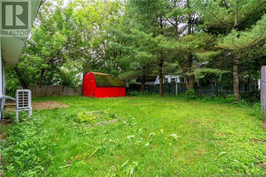 804 Devon Avenue, Fredericton, New Brunswick  E3A 3H1 - Photo 43 - NB122057