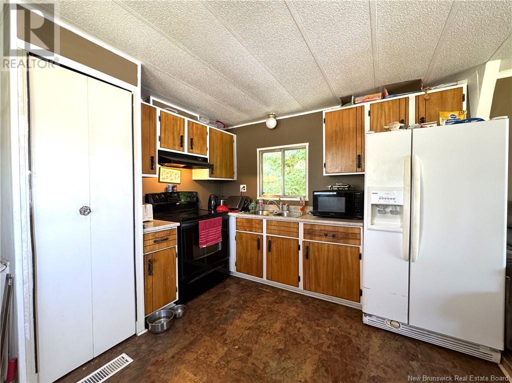 4975 Route 127, Chamcook, New Brunswick  E5B 2Z8 - Photo 8 - NB121674