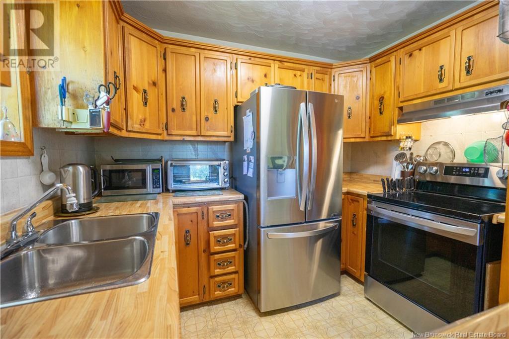 443 Green Head Road, Saint John, New Brunswick  E2M 4W4 - Photo 11 - NB121870