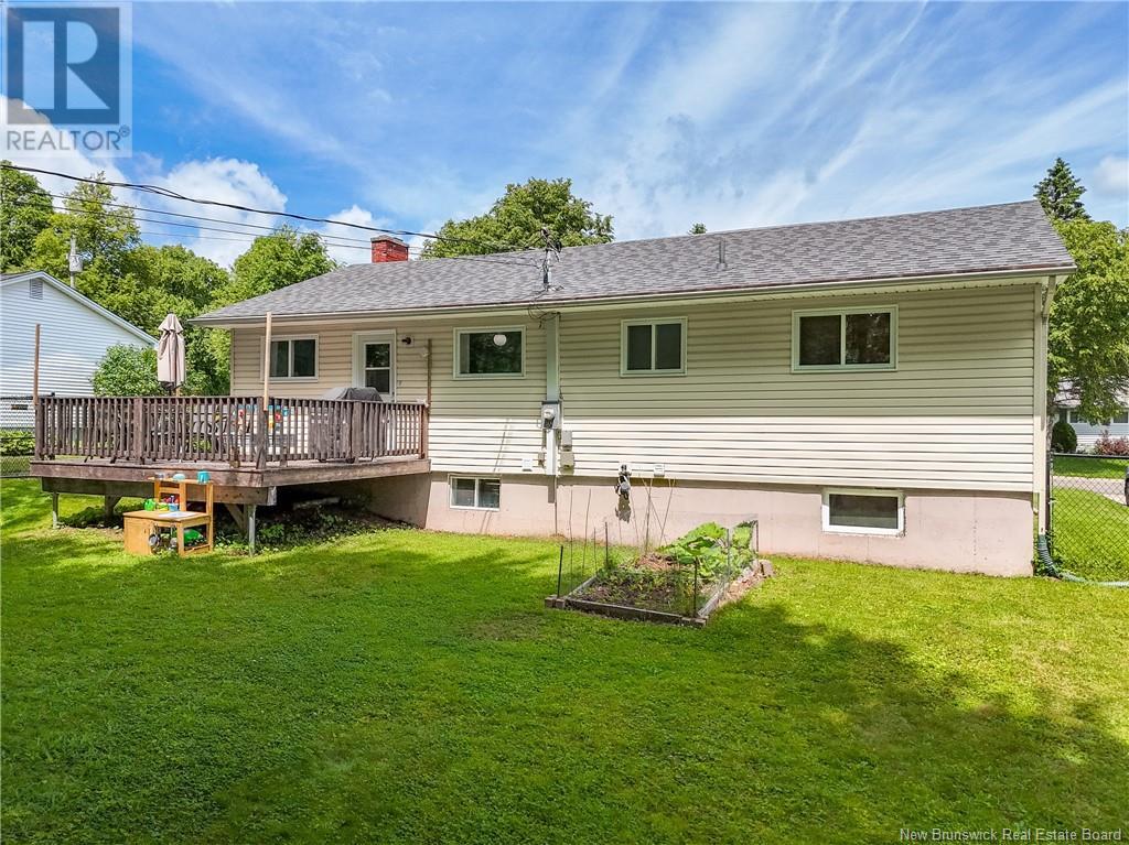 106 Dover Crescent, Fredericton, New Brunswick  E3B 4T9 - Photo 31 - NB122016