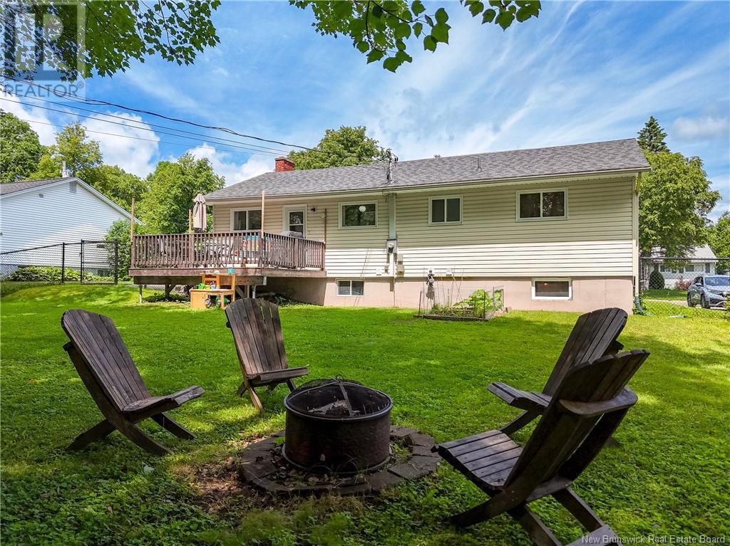 106 Dover Crescent, Fredericton, New Brunswick  E3B 4T9 - Photo 32 - NB122016