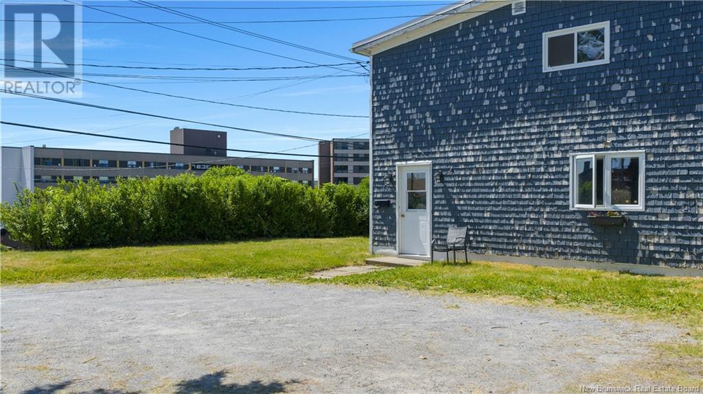 12 Valley Street, Saint John, New Brunswick  E2J 2M9 - Photo 2 - NB122132