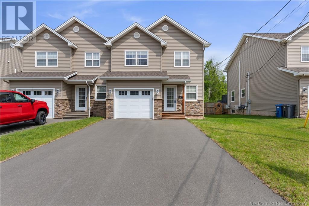 263 Dolbeau, Dieppe, New Brunswick