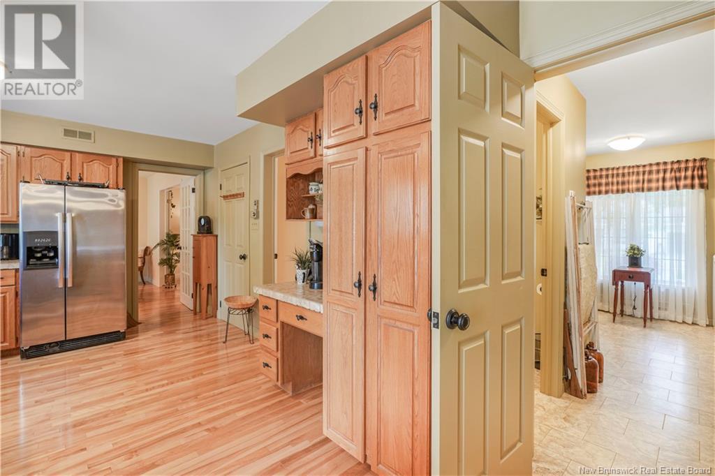 53 Brentwood Drive, Fredericton, New Brunswick  E3B 7A5 - Photo 14 - NB122164
