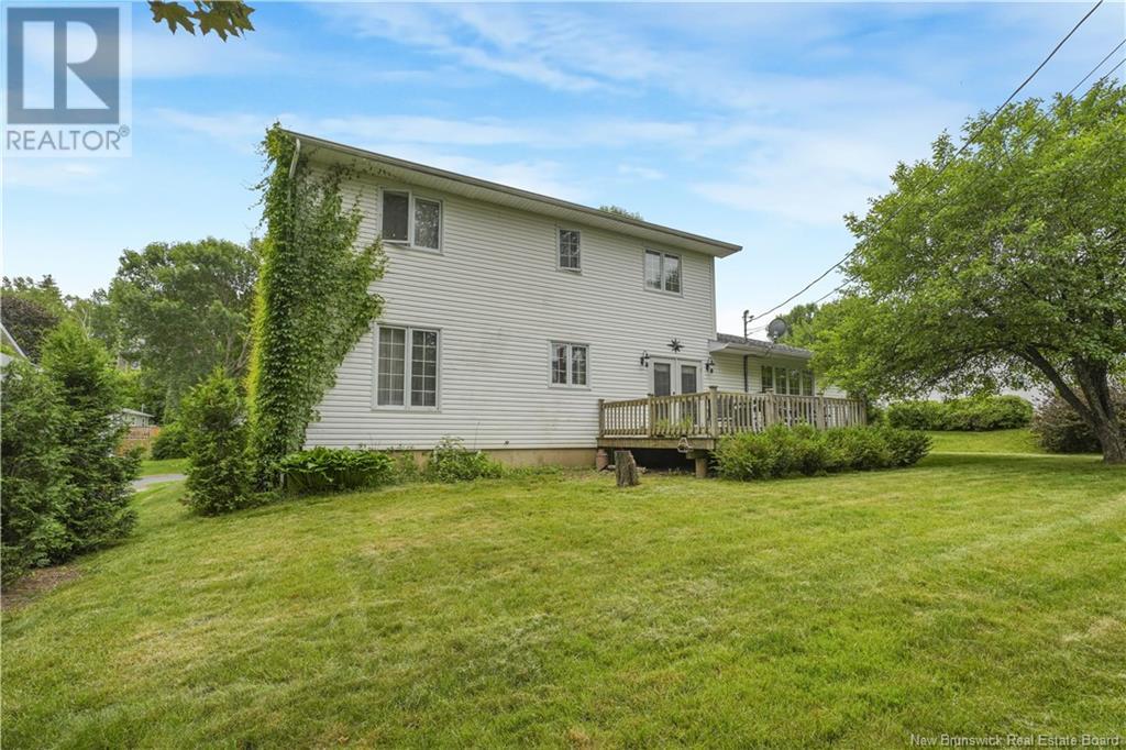 53 Brentwood Drive, Fredericton, New Brunswick  E3B 7A5 - Photo 39 - NB122164