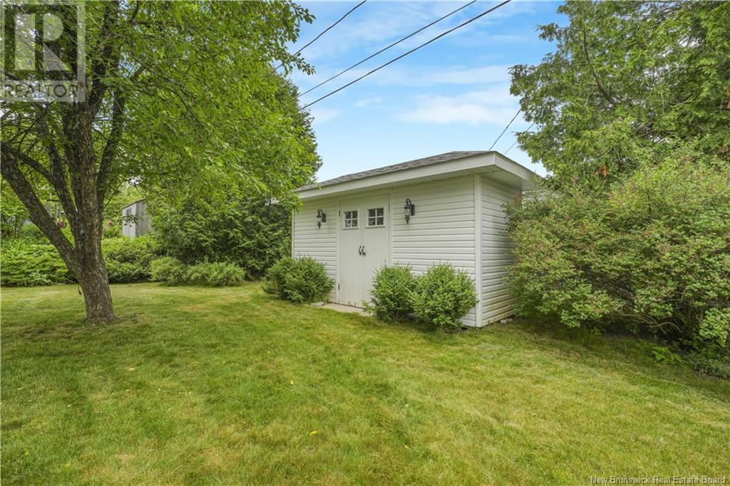 53 Brentwood Drive, Fredericton, New Brunswick  E3B 7A5 - Photo 41 - NB122164