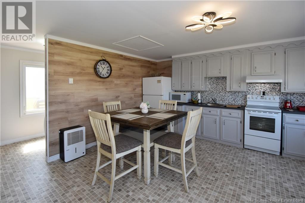101 Paulin, Sainte-Marie-Saint-Raphaël, New Brunswick  E8T 1T7 - Photo 12 - NB122170