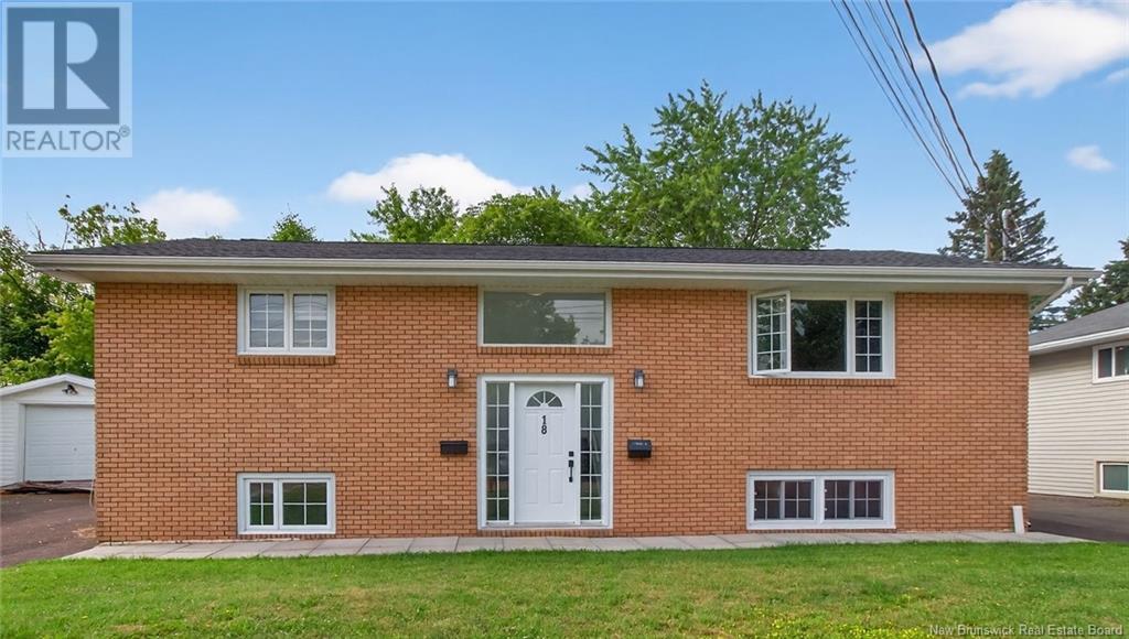 18 Tweedsmuir Drive, Moncton, New Brunswick