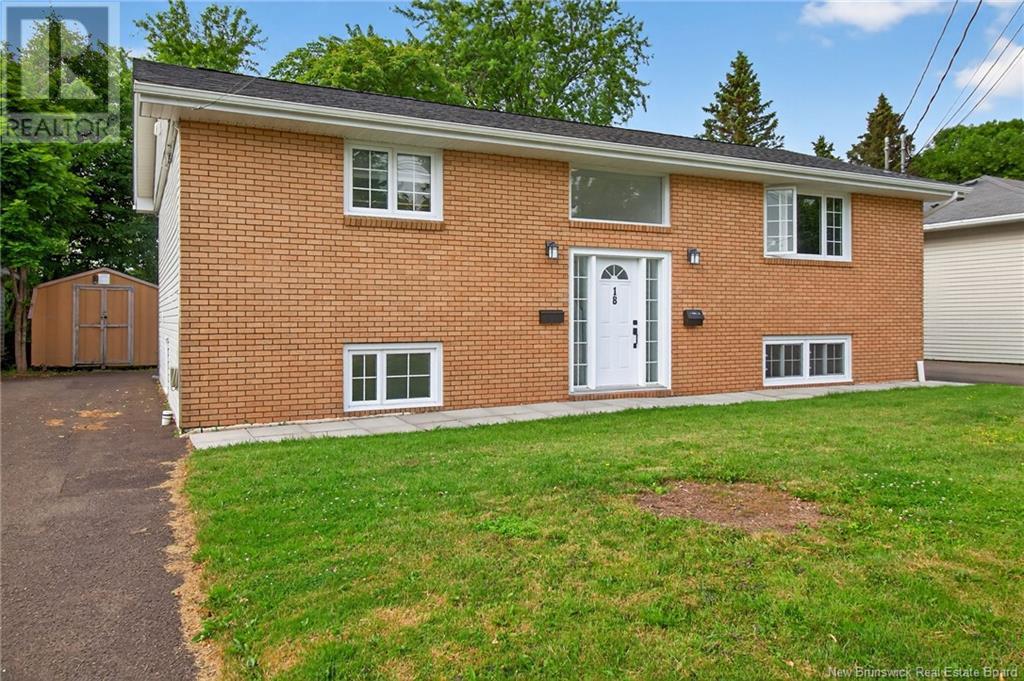 18 Tweedsmuir Drive, Moncton, New Brunswick  E1E 1R8 - Photo 3 - NB122120