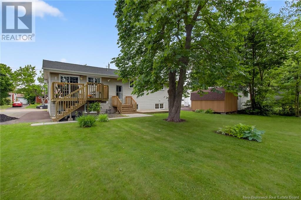 18 Tweedsmuir Drive, Moncton, New Brunswick  E1E 1R8 - Photo 4 - NB122120