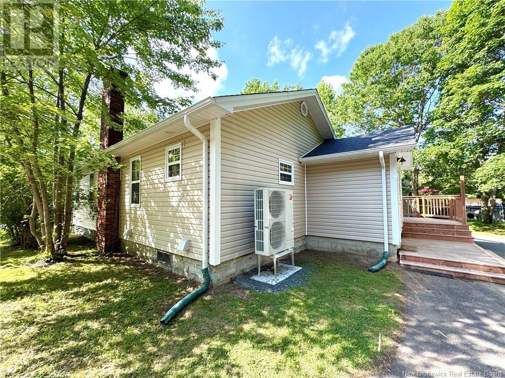 57 Upton Street, Minto, New Brunswick  E4B 2P4 - Photo 5 - NB121699
