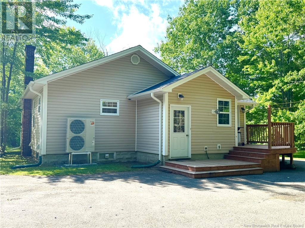 57 Upton Street, Minto, New Brunswick  E4B 2P4 - Photo 8 - NB121699