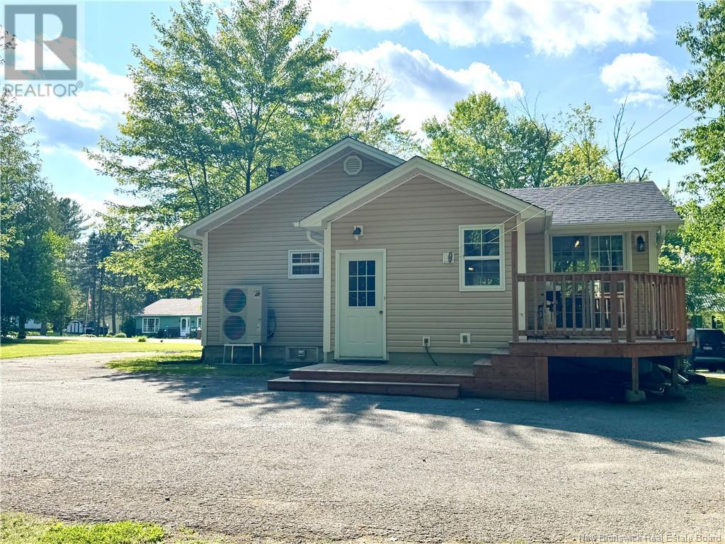 57 Upton Street, Minto, New Brunswick  E4B 2P4 - Photo 9 - NB121699