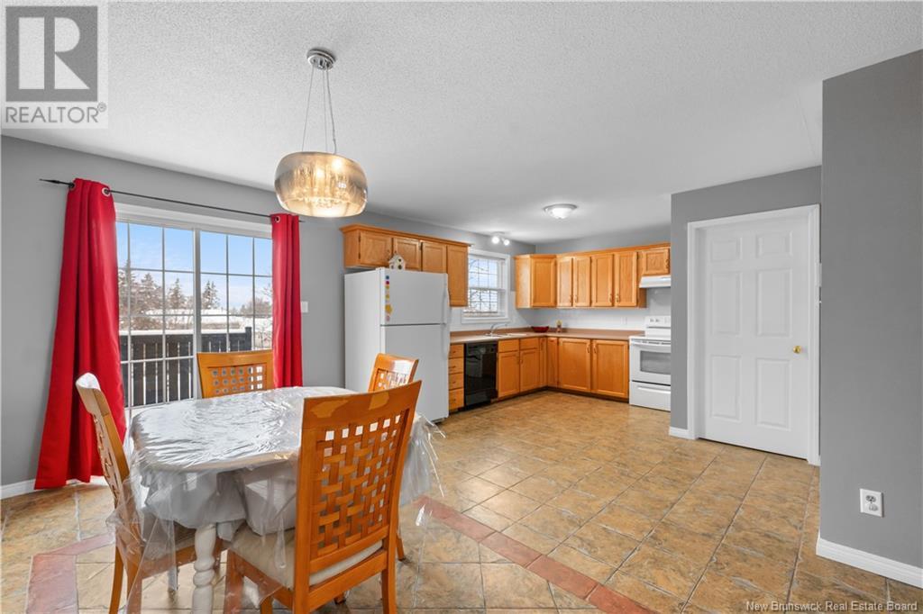 30 Gagnon Drive, Moncton, New Brunswick  E1A 0A5 - Photo 5 - NB122040