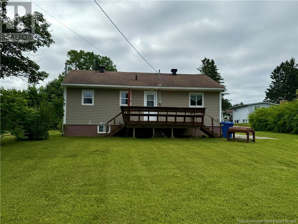 10 Marven Street, Miramichi, New Brunswick  E1N 1W9 - Photo 2 - NB122208