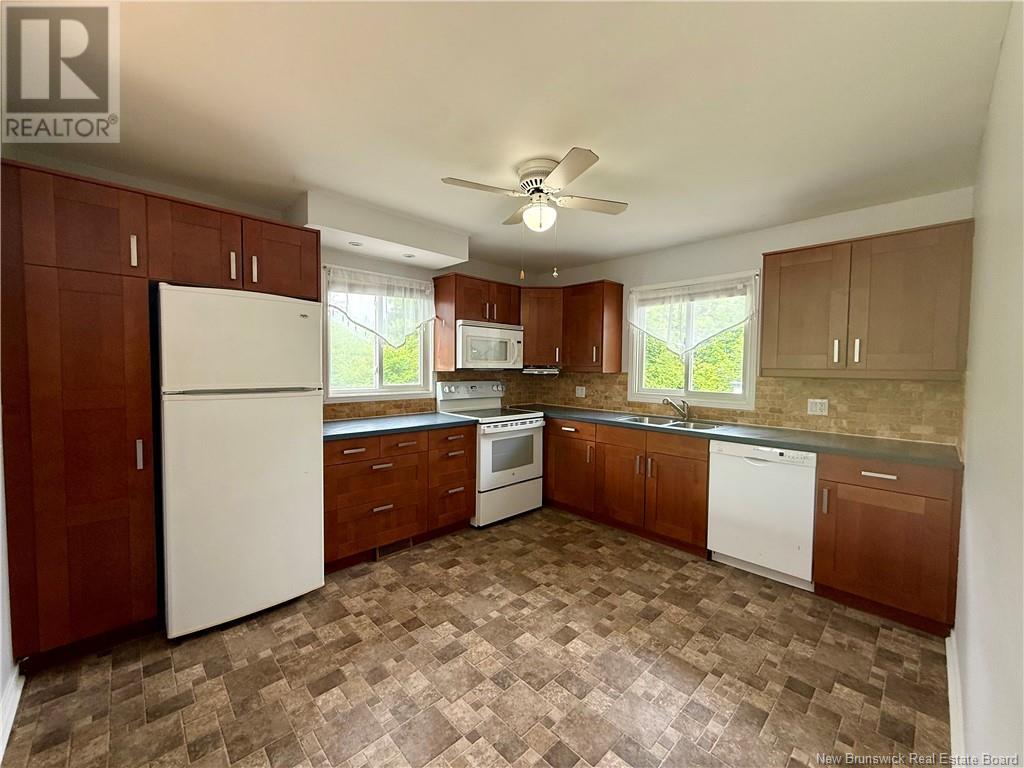 10 Marven Street, Miramichi, New Brunswick  E1N 1W9 - Photo 5 - NB122208