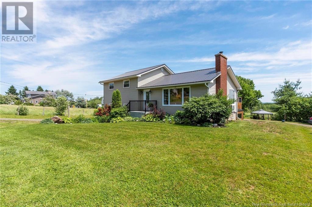 252 Ammon, Ammon, New Brunswick  E1G 3N8 - Photo 2 - NB121827