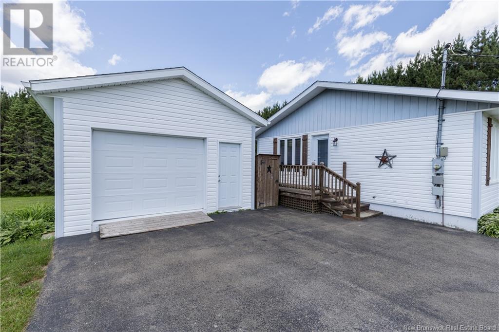 14 Rue Cote, Dsl De Drummond/dsl Of Drummond, New Brunswick  E3Y 1N2 - Photo 3 - NB122172