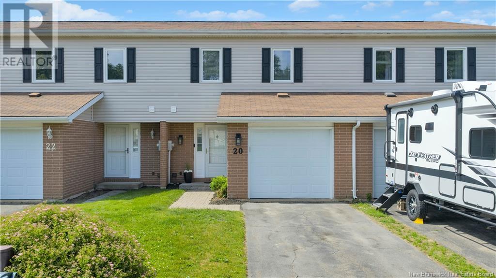 20 Driftwood Lane, Saint John, New Brunswick  E2M 5L5 - Photo 2 - NB122127