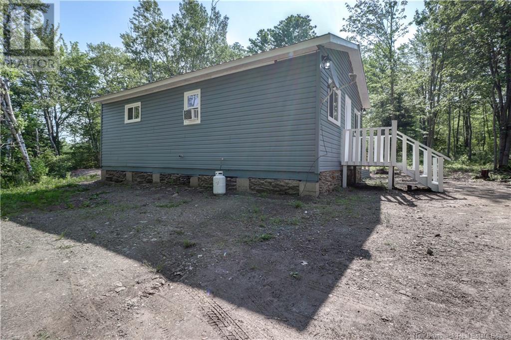 5342 Route 105, Whites Cove, New Brunswick  E4C 3H6 - Photo 3 - NB122237